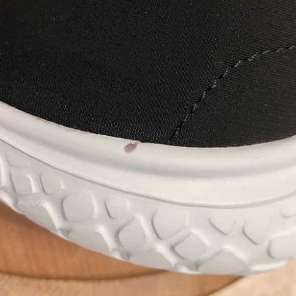 EUC Lissom Flytes Super Lighweight Flexible Black/White Slip On Flats Size 12 - Picture 6 of 8